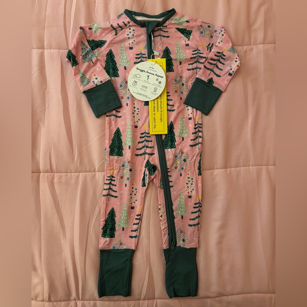 Little Sleepies OG Pink Twinkling Trees Zippy